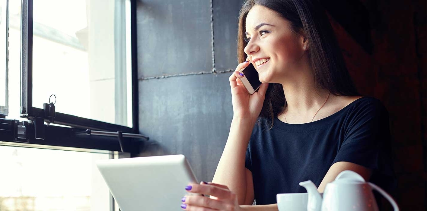 Woman makes purchase decision based on Google search results